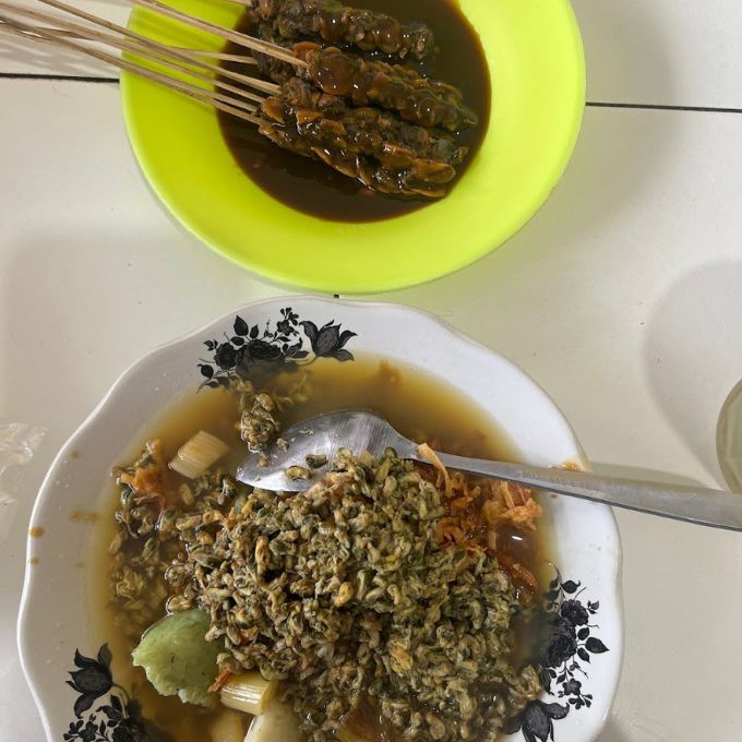SEWA MOBIL SEMARANG KULINERAN KUPANG LONTONG PAK MISARI