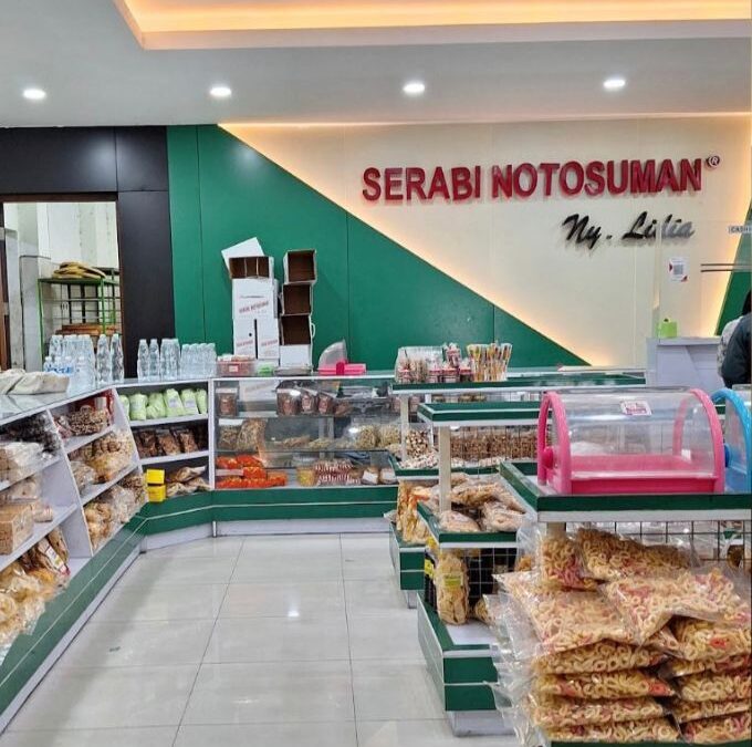 SEWA MOBIL SEMARANG SAMBIL KULINER SERABI NOTOSUMAN NY.LIDIA