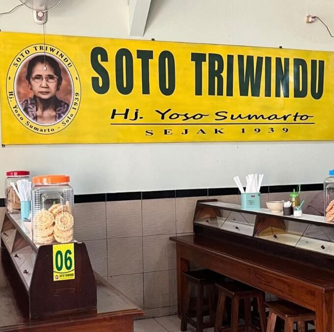 SEWA MOBIL SEMARANG DYAN TRANSPORT