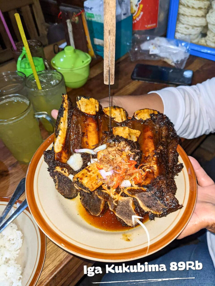 salah satu menu best seller iga bajog 